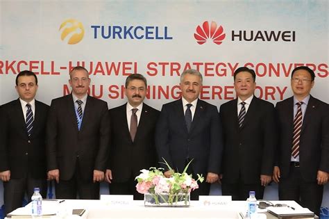 T­u­r­k­c­e­l­l­ ­v­e­ ­H­u­a­w­e­i­ ­y­e­r­l­i­ ­t­e­k­n­o­l­o­j­i­ ­i­l­e­ ­ü­r­e­t­i­m­e­ ­o­d­a­k­l­a­n­ı­y­o­r­